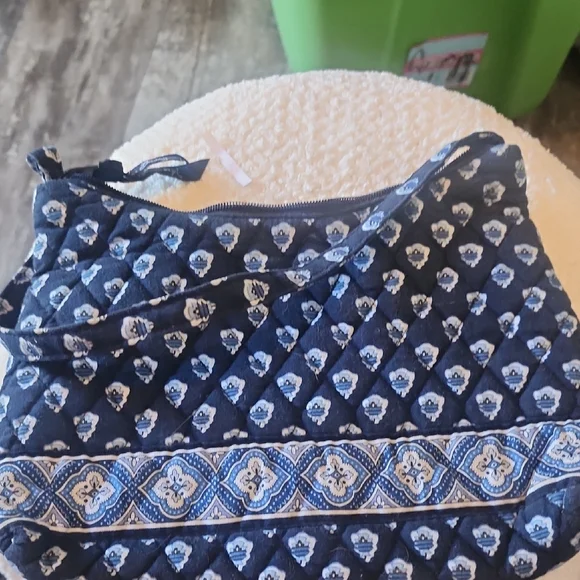 Vera Bradley Navy and White Quilted Shoulder Bag - Picture 3 of 4